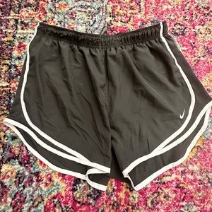 Nike Women’s Tempo Brief-Lined Running Shorts in Anthorite, Size: XL